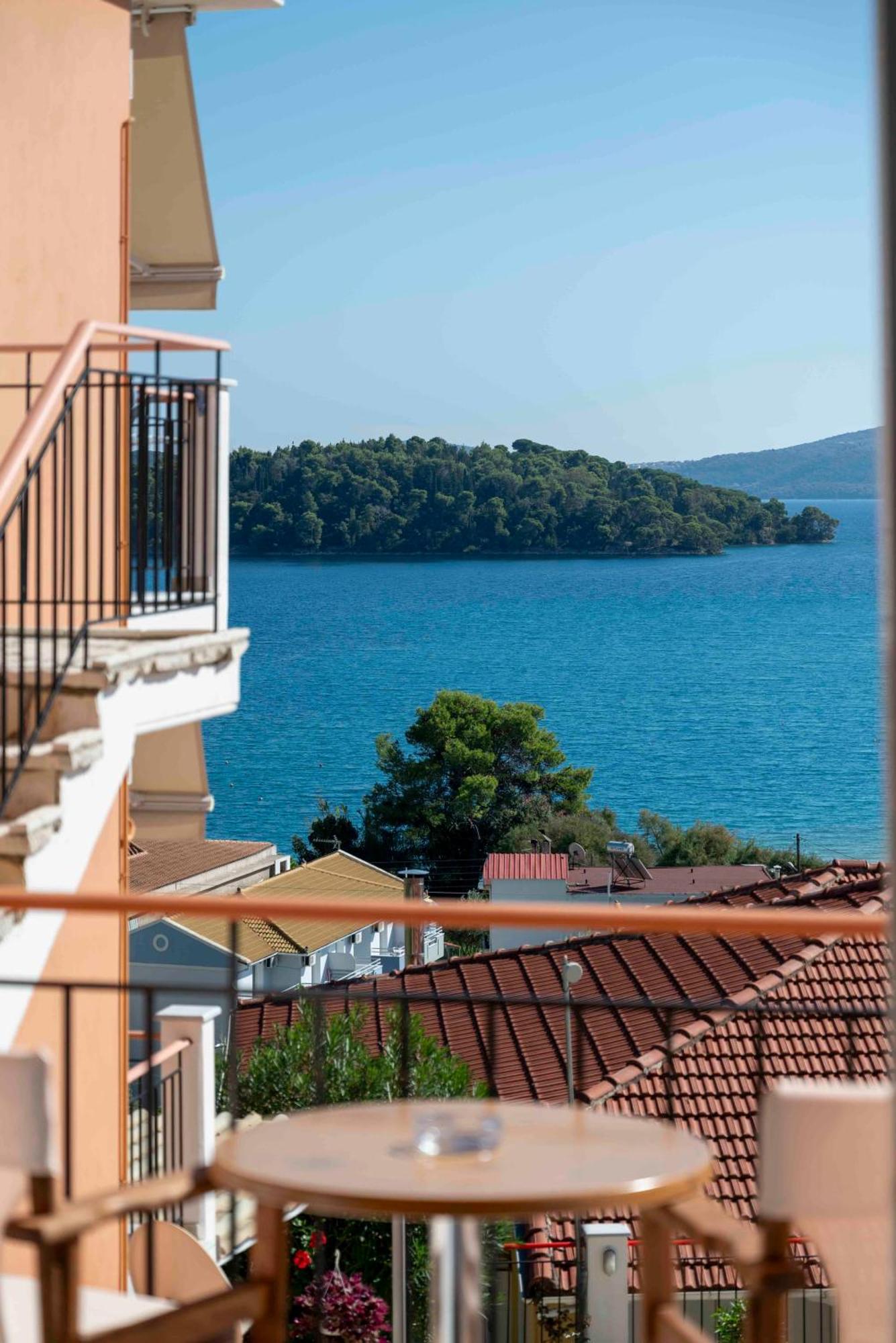 Aparthotel San Lazzaro Nydri  Exteriér fotografie
